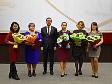 Депутаты наградили медиков Южноуральска за работу в период пандемии