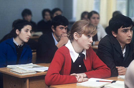 Выпускник московского литинститута вспомнил о школьных годах в Дагестане