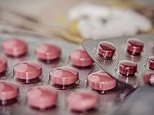 Акции производителя лекарств Regeneron выросли из-за связей компании с Трампом