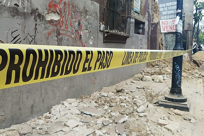 Число жертв землетрясения в Мексике возросло