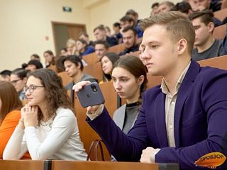 За поход на митинг студентов отчислят, а школьники не поступят в вузы