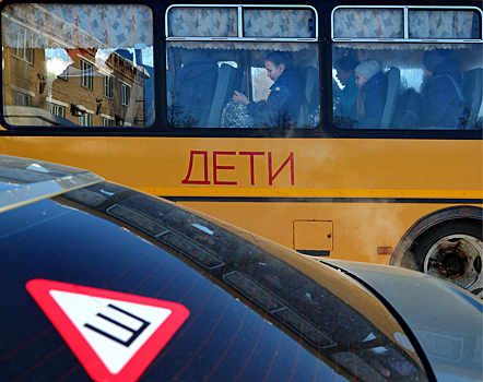В Крыму автобус с детьми попал в ДТП