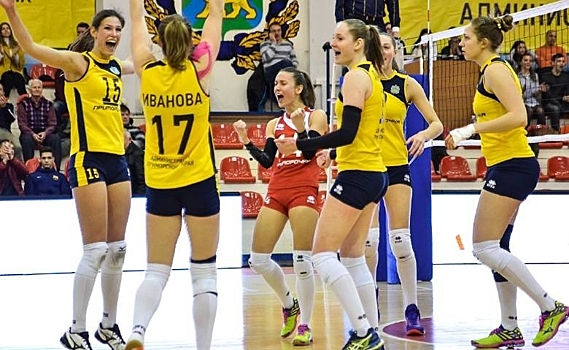 «Приморочка» заняла второе место в чемпионате Высшей лиги «А»