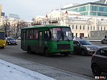 Из-за убытков маршрута № 53 жители Солнечного стали ездить на такси, собираясь в группы