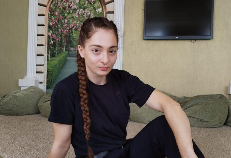 Мама бесследно исчезнувшей два года назад Анны Цомартовой выступила с раздирающим душу заявлением