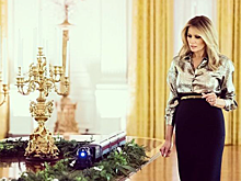 Меланья Трамп представила украшенный к Рождеству Белый дом