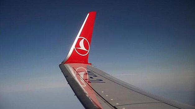 Рейс Стамбул-Москва готовится к экстренной посадке