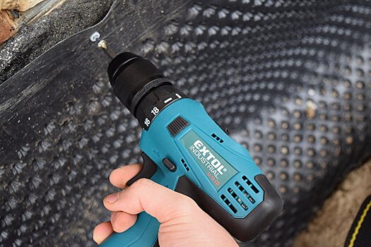 Дрель раздора: в Баку 20 человек поговорили "по-мужски"