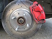 Твердые или мягкие: какие колодки лучше?