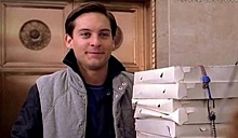 Фанаты просят взять Тоби Магуайра на роль доставщика пиццы в «Человеке-пауке: Вдали от дома»