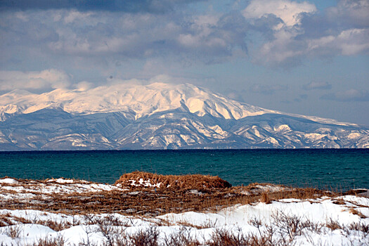 Судно под флагом Либерии село на мель на Сахалине
