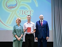 Врио губернатора Оренбуржья и глава Минсельхоза РФ вручили дипломы будущим аграриям
