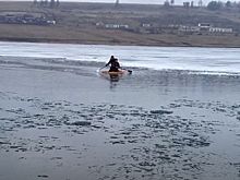 В Иркутской области сотрудники полиции помогли двум подросткам выбраться из полыньи
