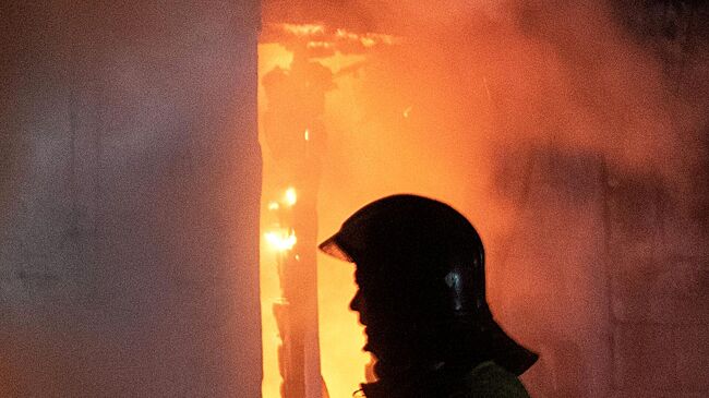Пожар в многоквартирном доме Алчевска в ЛНР произошел после взрыва