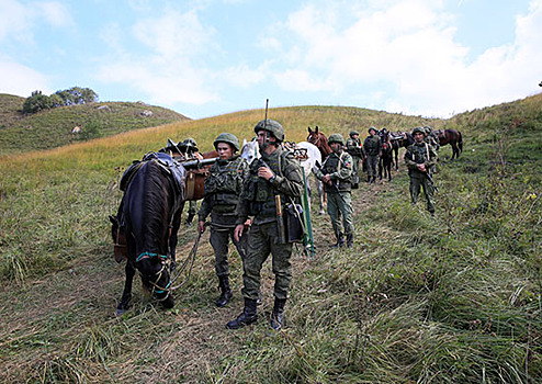 Вьючно-транспортный взвод ЮВО готов к выполнению учебно-боевых задач зимой