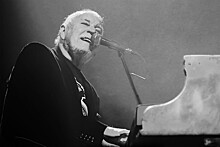 Лидер рок-группы Procol Harum Гэри Брукер скончался в возрасте 76 лет