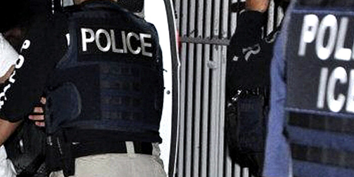 В США машина протаранила детский сад