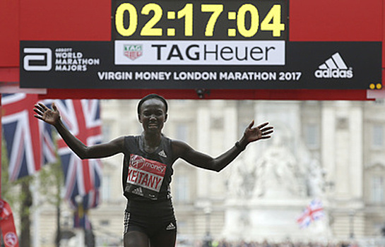 Кенийская бегунья Кейтани выиграла Лондонский марафон со вторым результатом в истории
