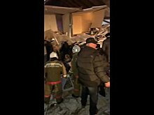 Самолет авиакомпании Bek Air перед взлетом дважды зацепил хвостом ВПП