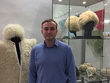 Шапки по Сеньке, Ахмеду, Гиви. Необычная выставка открылась на Алтае