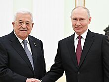 Путин предложил Аббасу обсудить инициативу Трампа по «Совету мира»