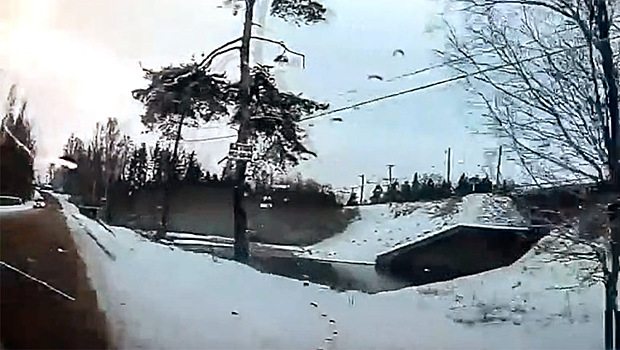 Почему скользкая дорога опасна даже на скорости 60 км/ч