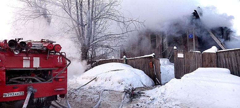 Пять человек погибли при пожаре в Сыктывкаре