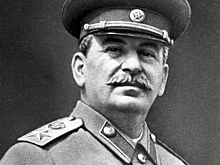 Как и зачем хирурги превратили мужчину в двойника Сталина