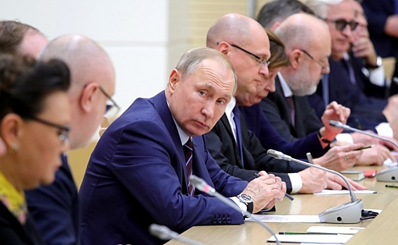 Чем реформа Конституции РФ так обидела «добропыхателей» России?