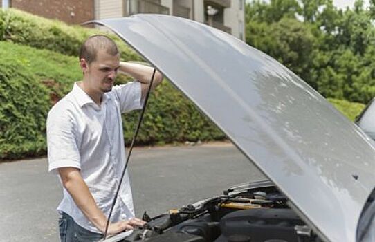 Двигатель не заводится — что делать и куда бежать?