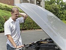 Двигатель не заводится — что делать и куда бежать?