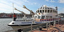Пожарный корабль 12 лет помогает московским спасателям