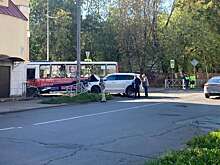 Пассажирский автобус врезался в здание: подробности ДТП в Ярославской области