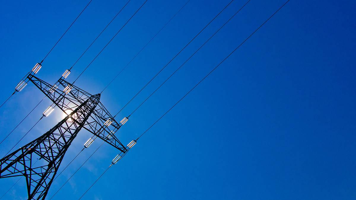 В «Россети Ленэнерго» объяснили, чем опасны граффити на энергообъектах