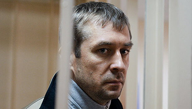 СМИ: из ФСБ уволен связанный с полковником Захарченко куратор МВД