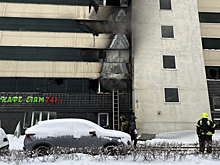 Один человек погиб при пожаре на парковке в Москве