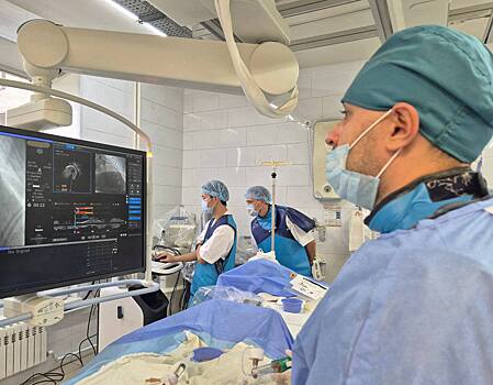 Точность и скорость: в Оренбуржье впервые провели внутрисосудистые операции с ИИ-поддержкой УЗИ