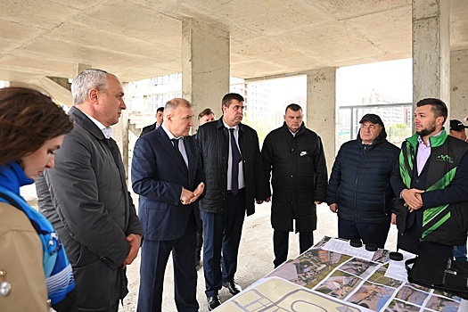 Глава Адыгеи посетил строящийся региональный центр развития настольного тенниса