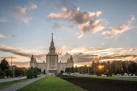 Ученые из Москвы и Петербурга публикуют почти две трети российских научных статей