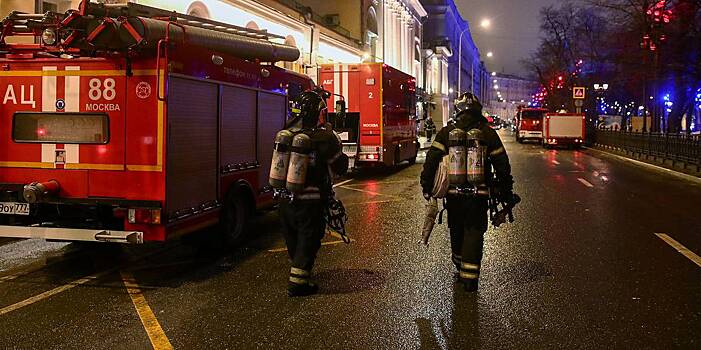 Названа причина пожара в здании с отелем в центре Москвы