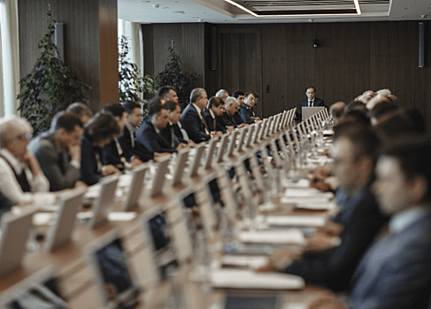 Денис Мантуров провел первое заседание Оргкомитета МАКС - 2019