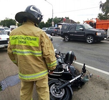 В Обнинске мотоциклист влетел в "Шевроле"