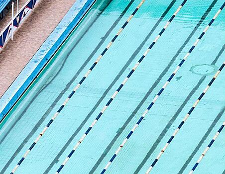 Захлебнувшаяся в бассейне в Перми 11-летняя девочка скончалась в больнице