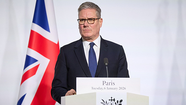 Собравшийся в Китай британский премьер Стармер пообещал сохранять трезвость