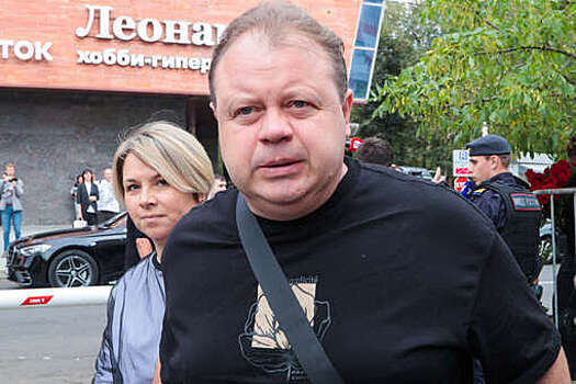 Актер Никишин признался, что обидел Бузову критикой ее таланта певицы