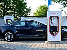 Компания Tesla повысила цены на электромобили