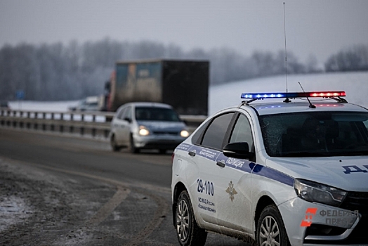 В Югре грузовик МАЗ столкнулся с Hyundai: погибли водитель и 3-летний ребенок