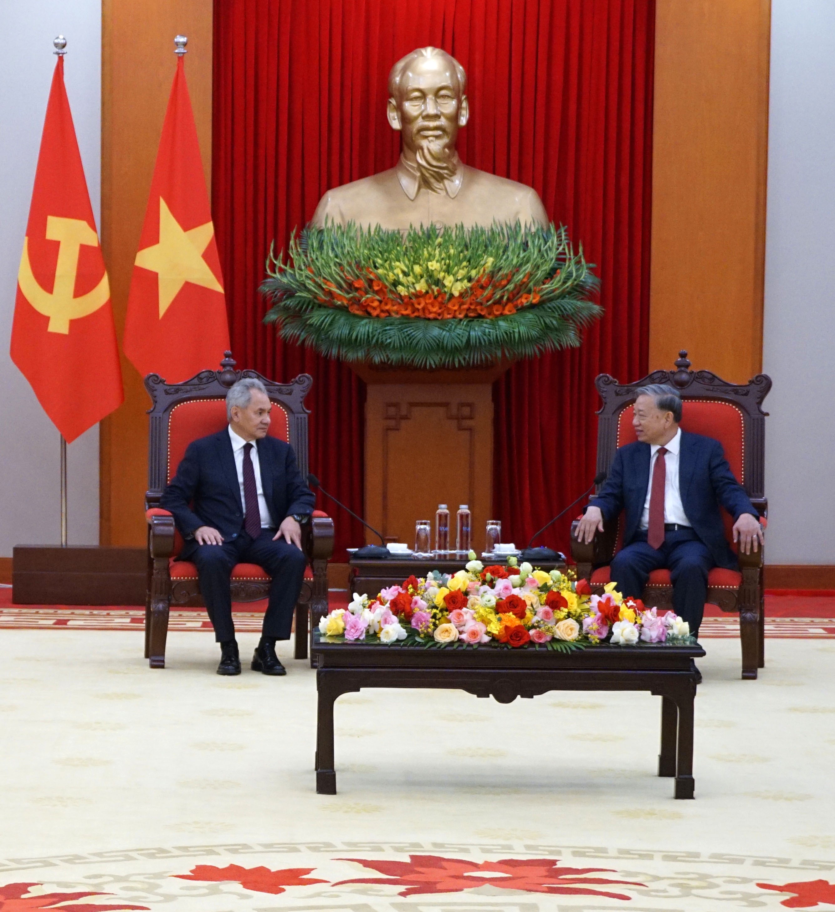 Сергей Шойгу: Россия ждет ответа от США по новому договору СНВ