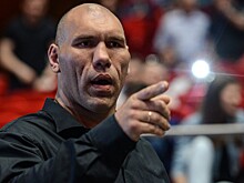 Валуев: помогаю хоккею с мячом не ради денег, а от души