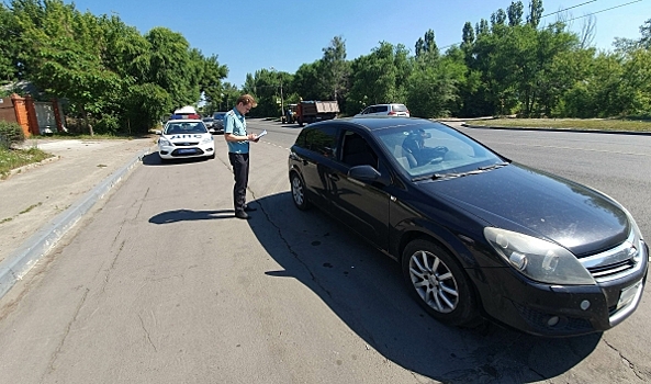 В Воронеже приставы арестовали Opel за долги по штрафам в 36 тысяч рублей
